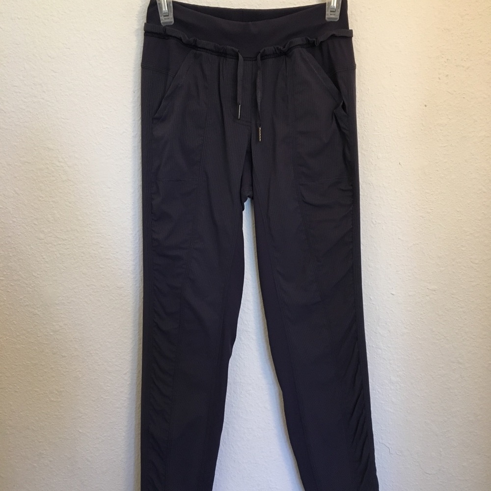 Lulu lemon street to studio pant